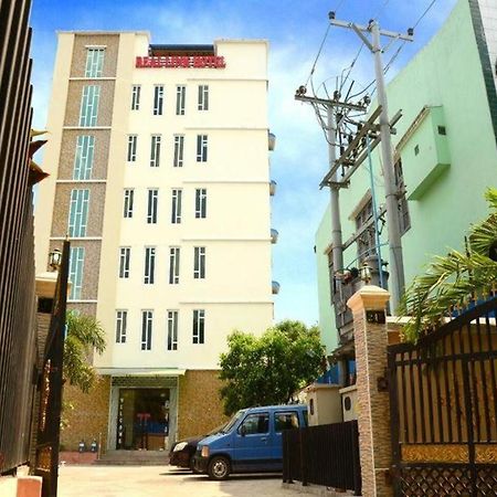 Real Link Hotel Rangun Zewnętrze zdjęcie