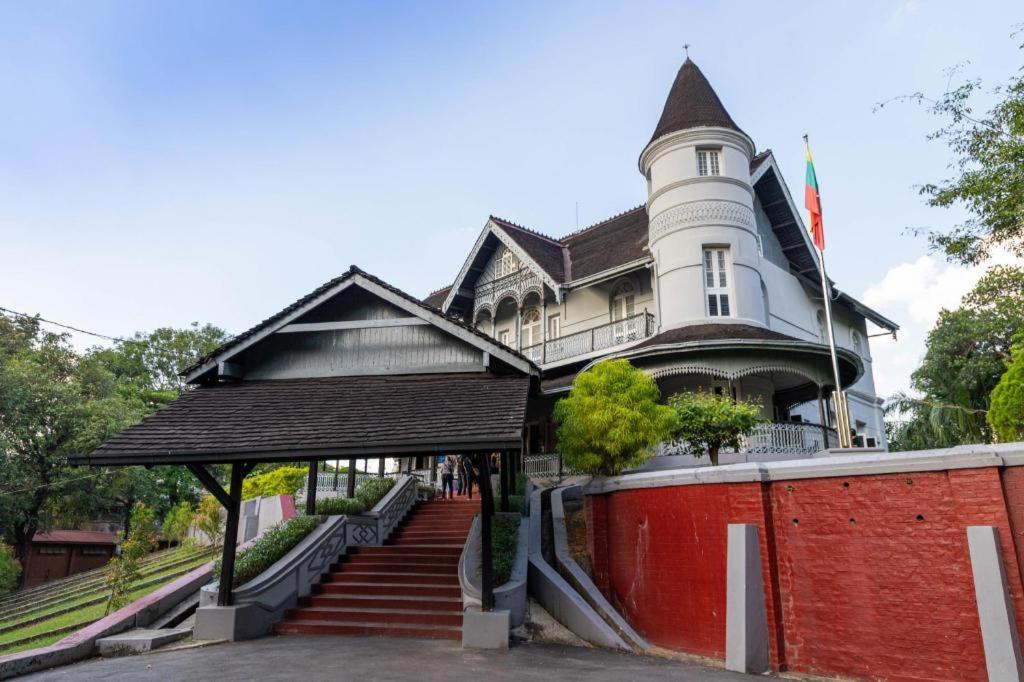 Real Link Hotel Rangun Zewnętrze zdjęcie